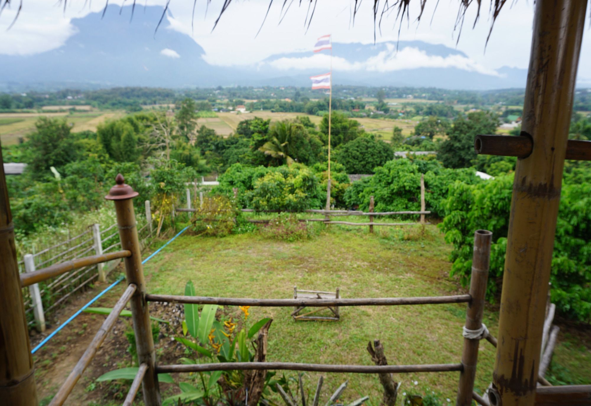 Baan 2 Dao Farmstay - Hostel Chiang Dao Eksteriør billede
